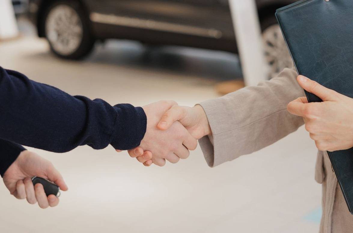 Les compétences clés pour travailler dans le secteur automobile